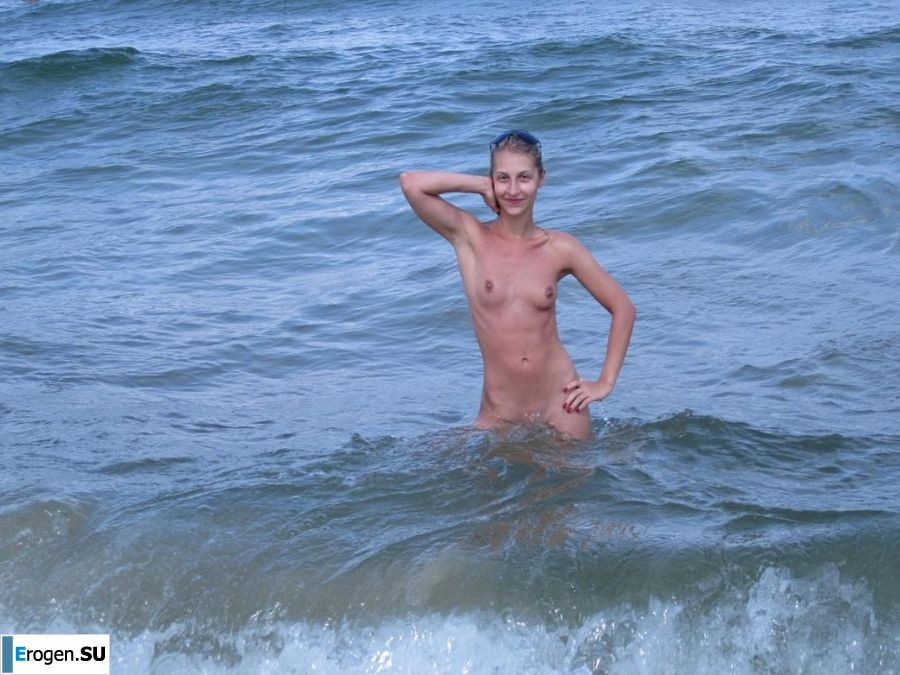 students' resort romance. Photo 22