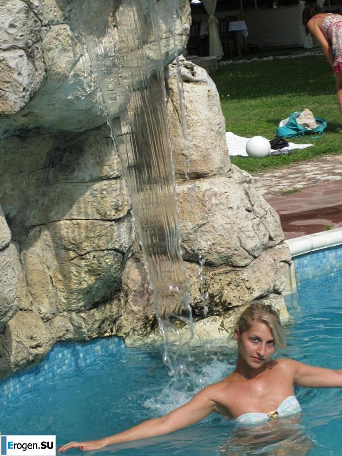 students' resort romance. Photo 38