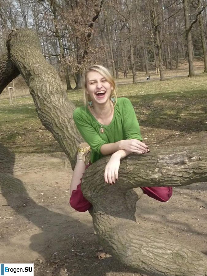 students' resort romance. Photo 44