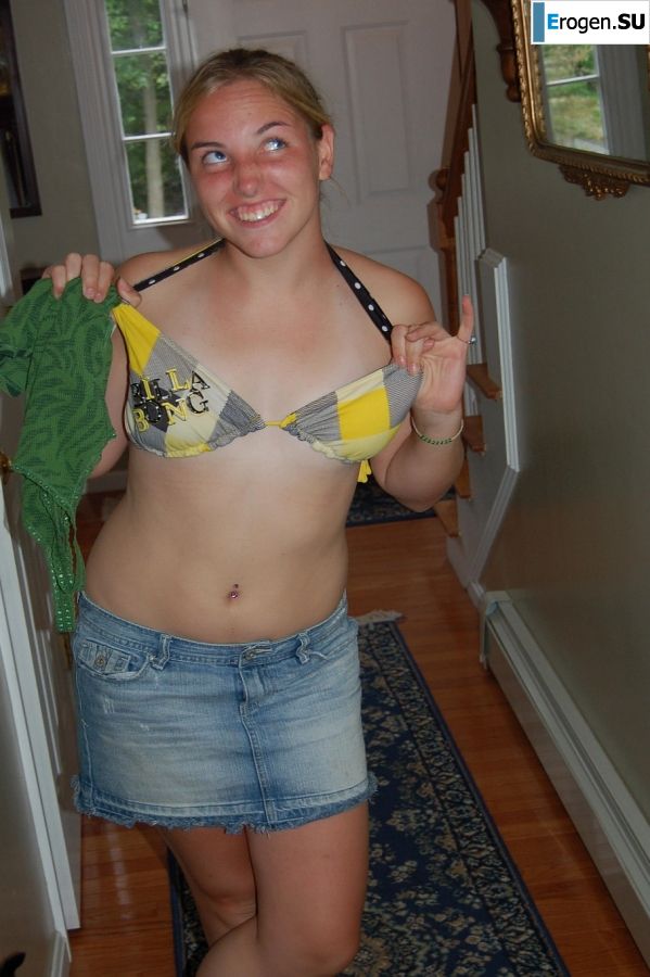 and what's under the skirt. Photo 20