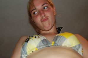 and what's under the skirt. Thumb 32