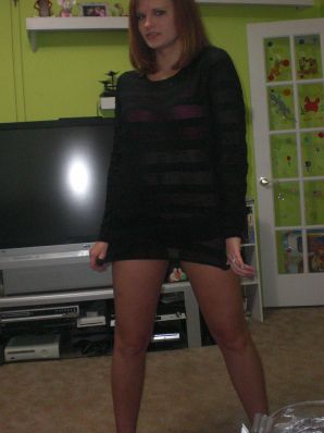 red nude hottie. Thumb 45