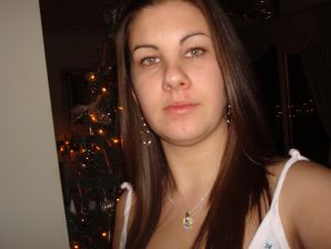 fan poke dildos in pussy. Thumb 5