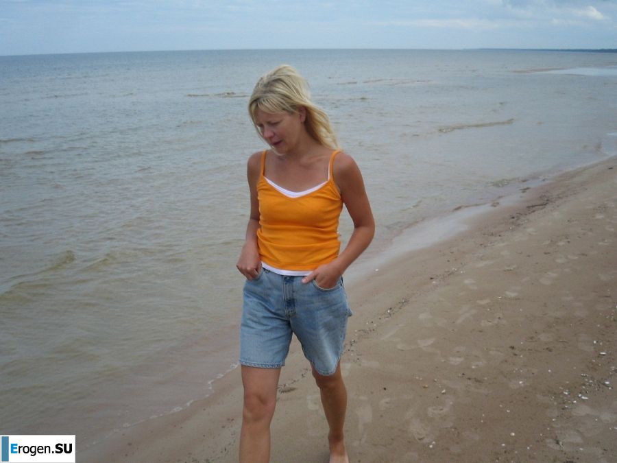 surrendered to the first comer. Part 2. Photo 15