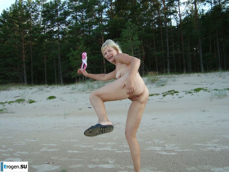 surrendered to the first comer. Part 2. Photo 4