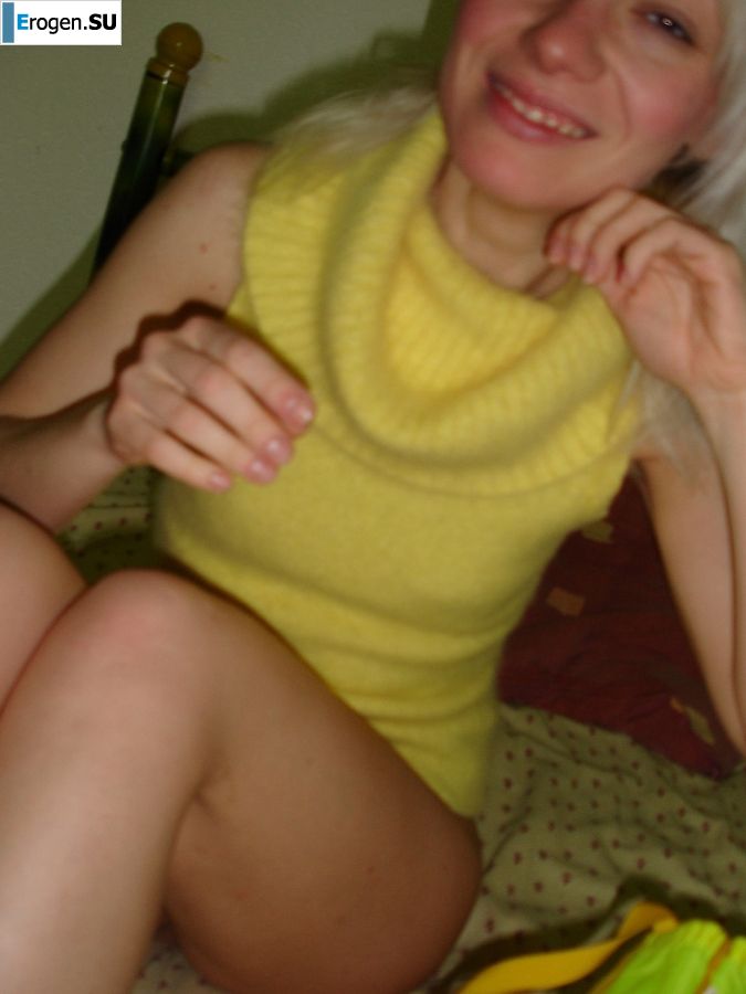 a cute little slim blonde with a zero size. Part 2. Photo 4