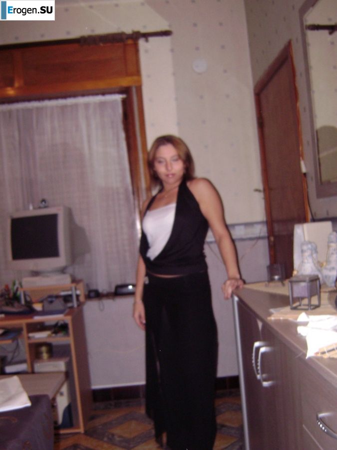 light antics and light undresses. Photo 36