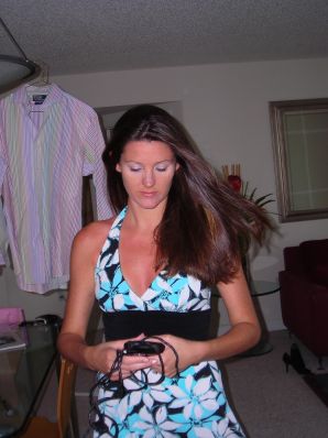 paprazzi and his girlfriend. Thumb 54