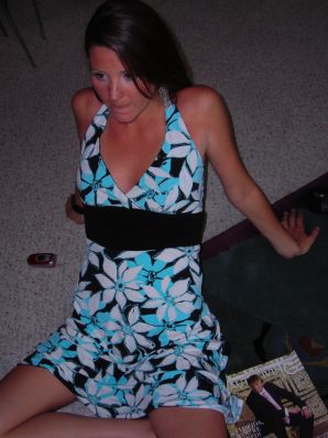 paprazzi and his girlfriend. Thumb 55