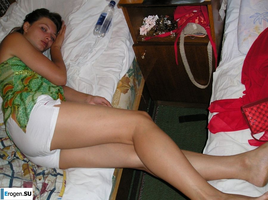 without a swimsuit on a rocky shore. Part 2. Photo 27