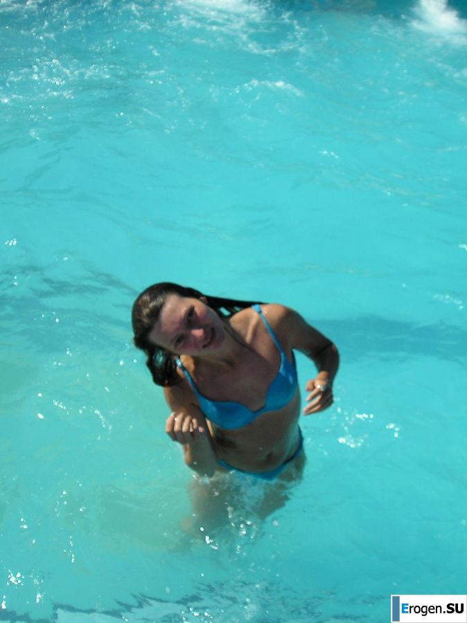 without a swimsuit on a rocky shore. Part 2. Photo 32