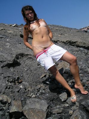 without a swimsuit on a rocky shore. Part 2. Thumb 6
