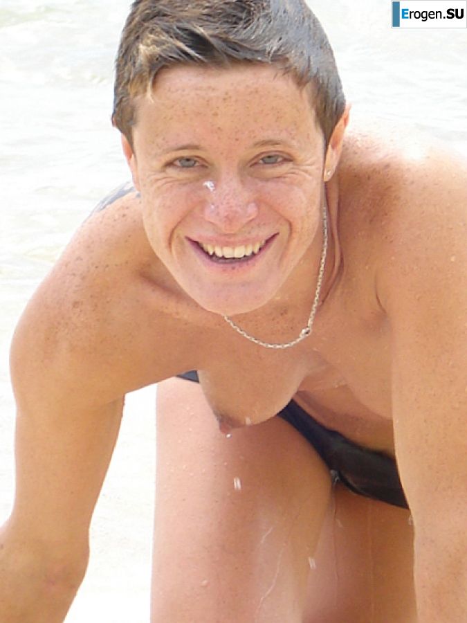 Lesbian on vacation with a friend. Part 5. Photo 38