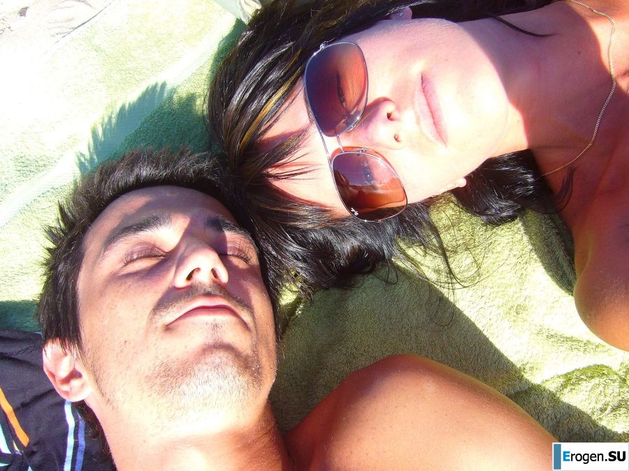 Lesbian on vacation with a friend. Part 5. Photo 8