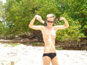 Lesbian on vacation with a friend. Part 5. Thumb 34