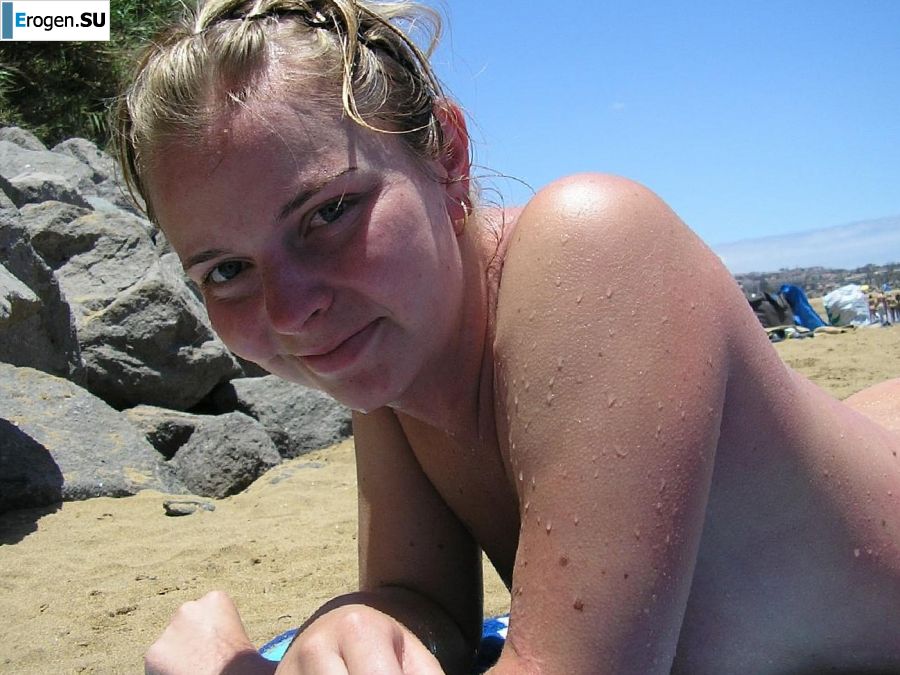 miss positivist on the beach. Photo 15