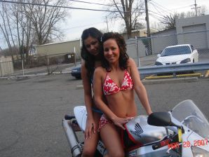 они познакомились в свинг баре. Эскиз 16