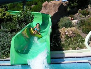 без купальника на каменистом берегу. Часть 3. Эскиз 16