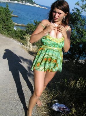 без купальника на каменистом берегу. Часть 3. Эскиз 24