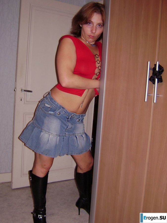 легкие кривляния и легкие раздевания. Часть 4. Фото 4