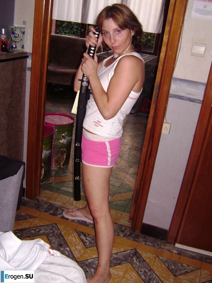 легкие кривляния и легкие раздевания. Часть 4. Фото 9