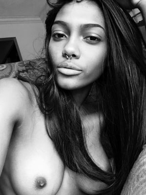 uncut black woman Lezby. Thumb 13