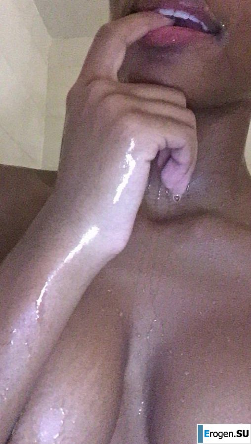 uncut black woman Lezby. Part 2. Photo 20