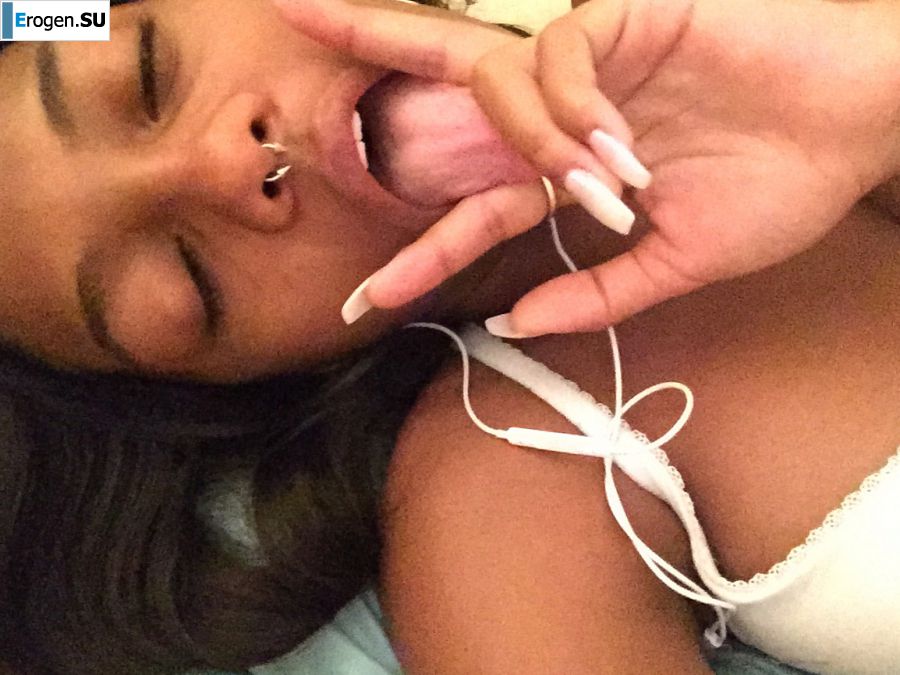 uncut black woman Lezby. Part 2. Photo 35