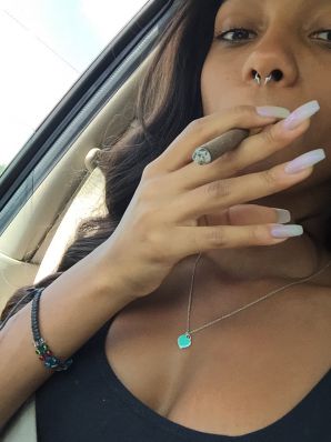 недотраханная лезби негритянка. Часть 2. Эскиз 15