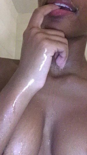 недотраханная лезби негритянка. Часть 2. Эскиз 20