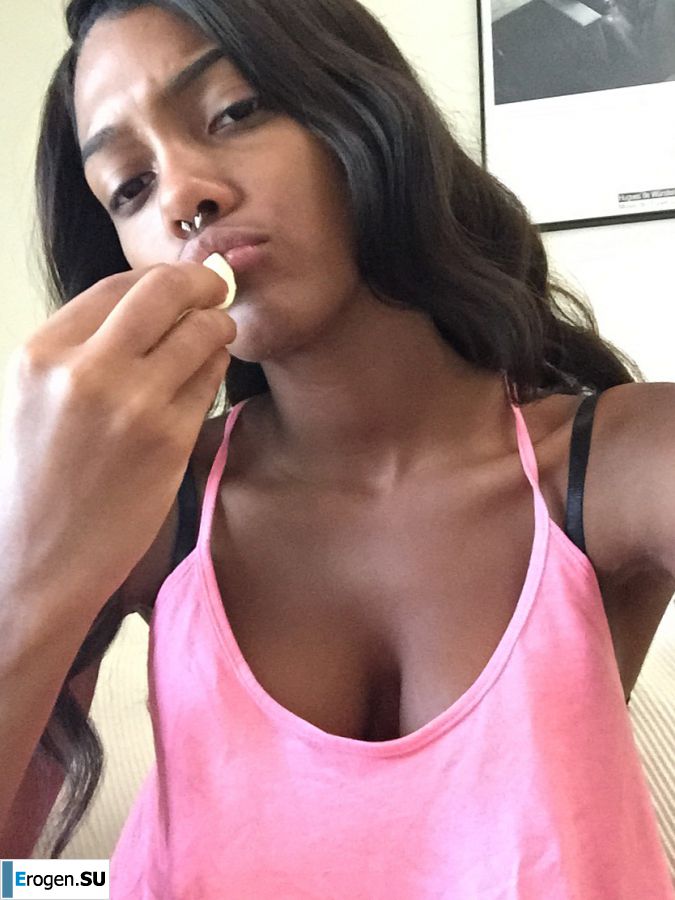 uncut black woman Lezzby. Part 3. Photo 11