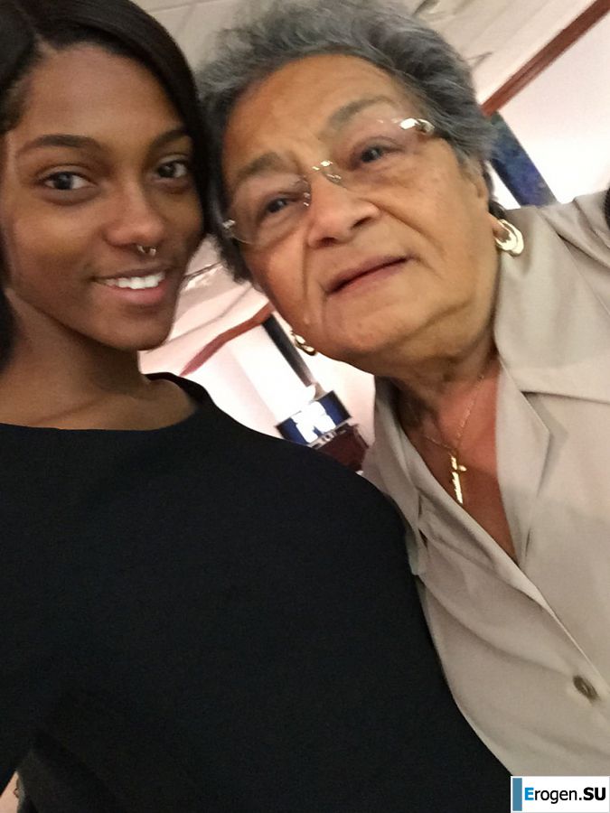 uncut black woman Lezzby. Part 3. Photo 26