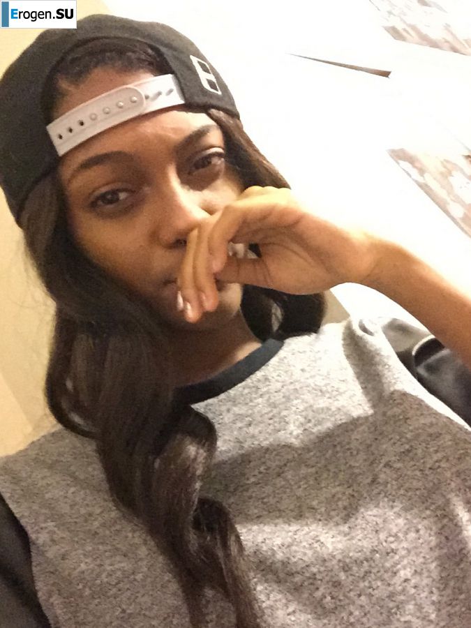 uncut black woman Lezzby. Part 3. Photo 33