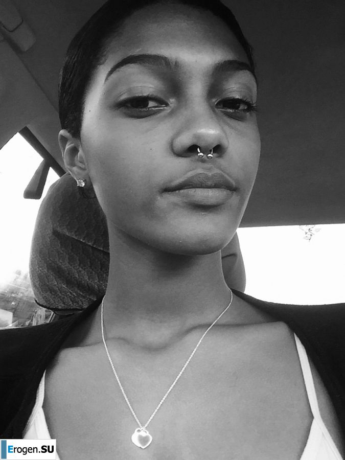 uncut black woman Lezzby. Part 3. Photo 36