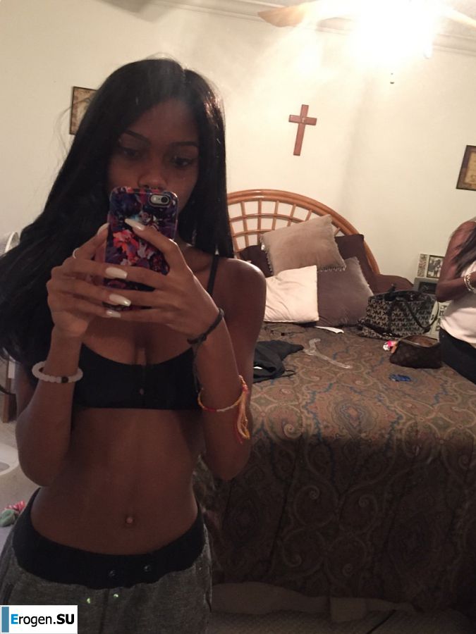 uncut black woman Lezzby. Part 4. Photo 24