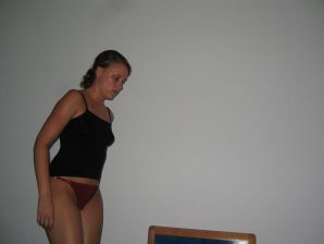 топлесс в каком то отеле на море. Эскиз 5