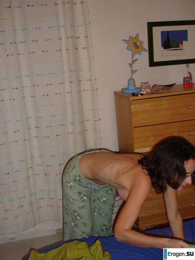 pregnant and without clothes. Photo 7