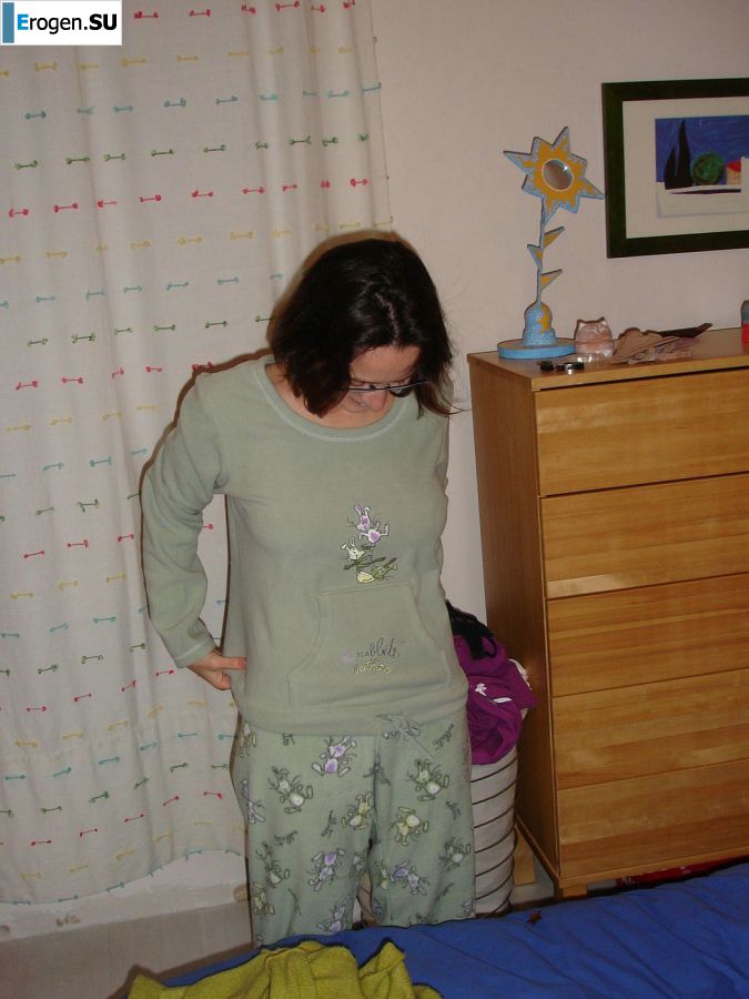 pregnant and without clothes. Photo 8