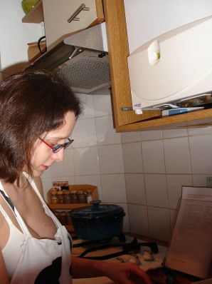 pregnant and without clothes. Thumb 16