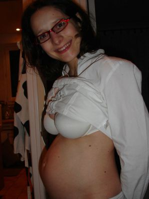 pregnant and without clothes. Thumb 21