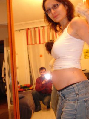 pregnant and without clothes. Thumb 32