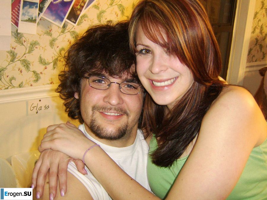 A naughty brunette is exposed in front of a friend and shows an elastic body. Photo 4