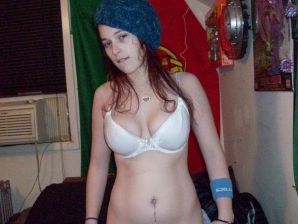 The naughty redhead girl undressed and engaged in passionate sex. Thumb 17