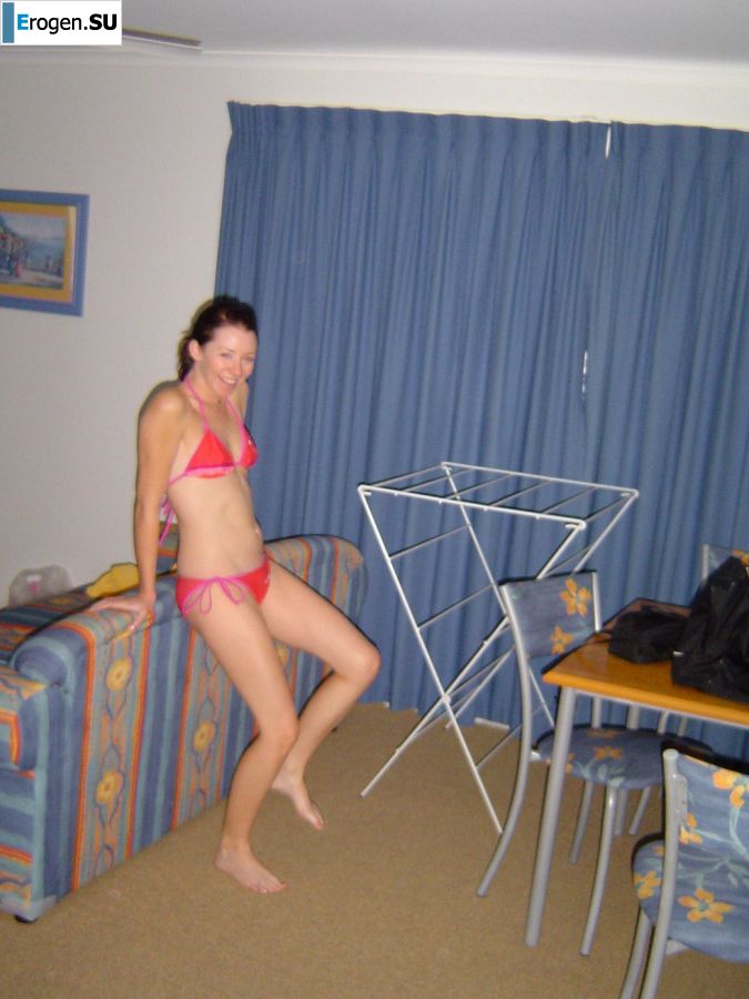A young girl was completely exposed in a hotel room. Part 2. Photo 27