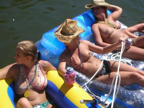 A pretty blonde is laid bare in the toilet and spreads her legs in bed. Thumb 37