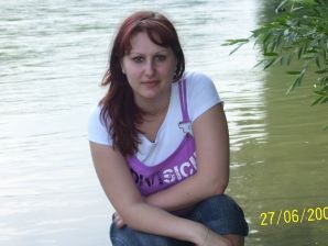 Country girl posing in white panties in front of a mirror. Thumb 10