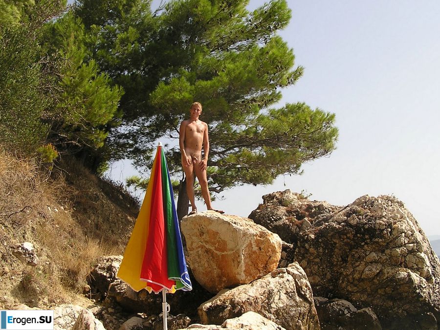 Спортивная студентка разделась на пляже и искупалась нагишом. Часть 2. Фото 32