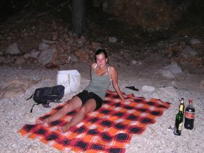 Спортивная студентка разделась на пляже и искупалась нагишом. Часть 2. Эскиз 6