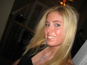 Chic blonde poses without a bra in the bathroom in front of the mirror. Thumb 25