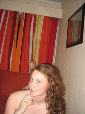 Seductive redhead minx with chic shapes shows striptease in the shower. Thumb 7